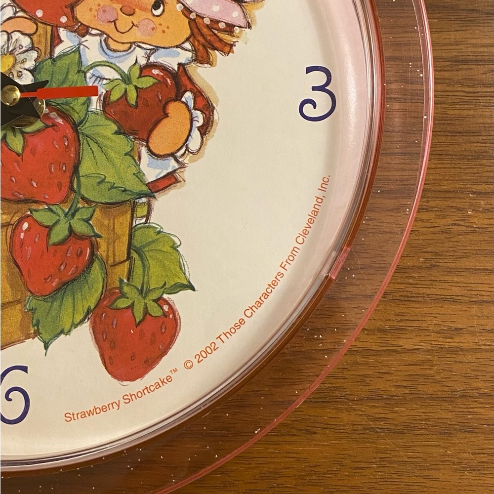 vintage Strawberry Shortcake clock - Picture 4 of 7